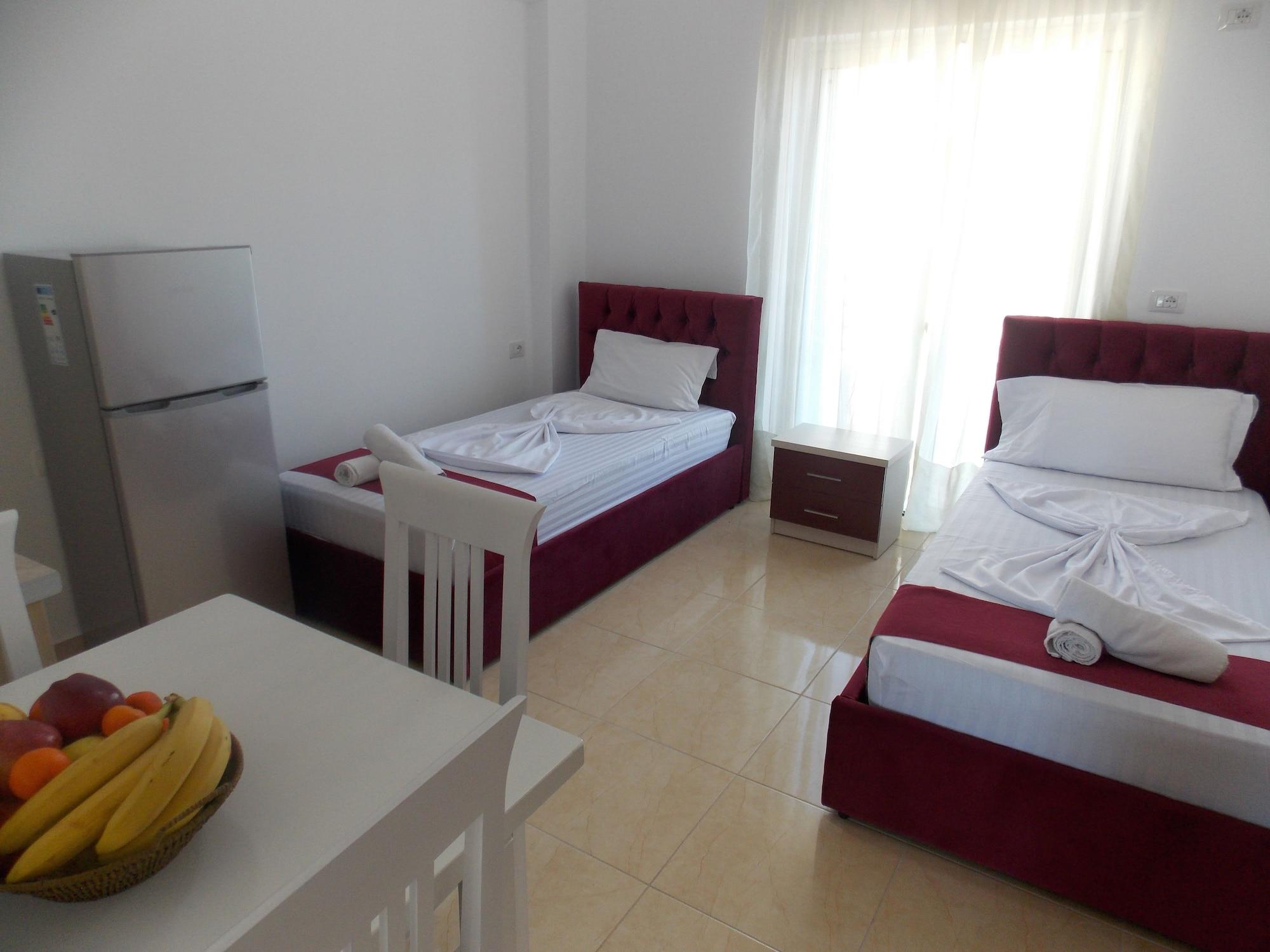 Afrimi Relax Apartments Саранда Екстер'єр фото