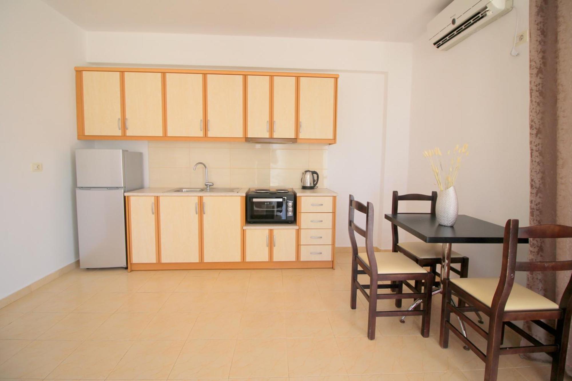 Afrimi Relax Apartments Саранда Екстер'єр фото