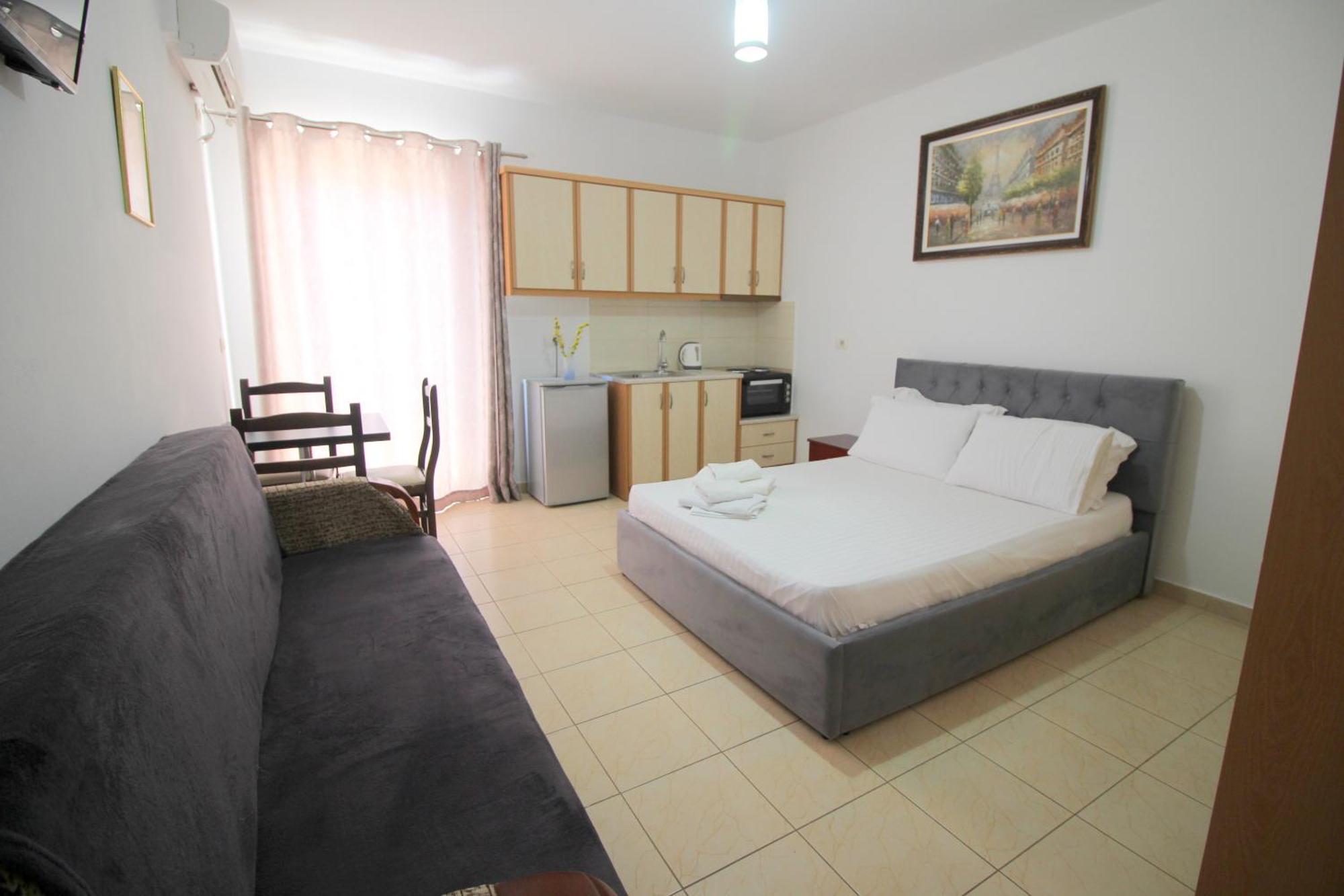 Afrimi Relax Apartments Саранда Екстер'єр фото