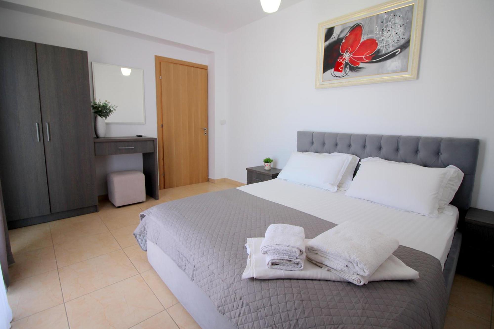 Afrimi Relax Apartments Саранда Екстер'єр фото