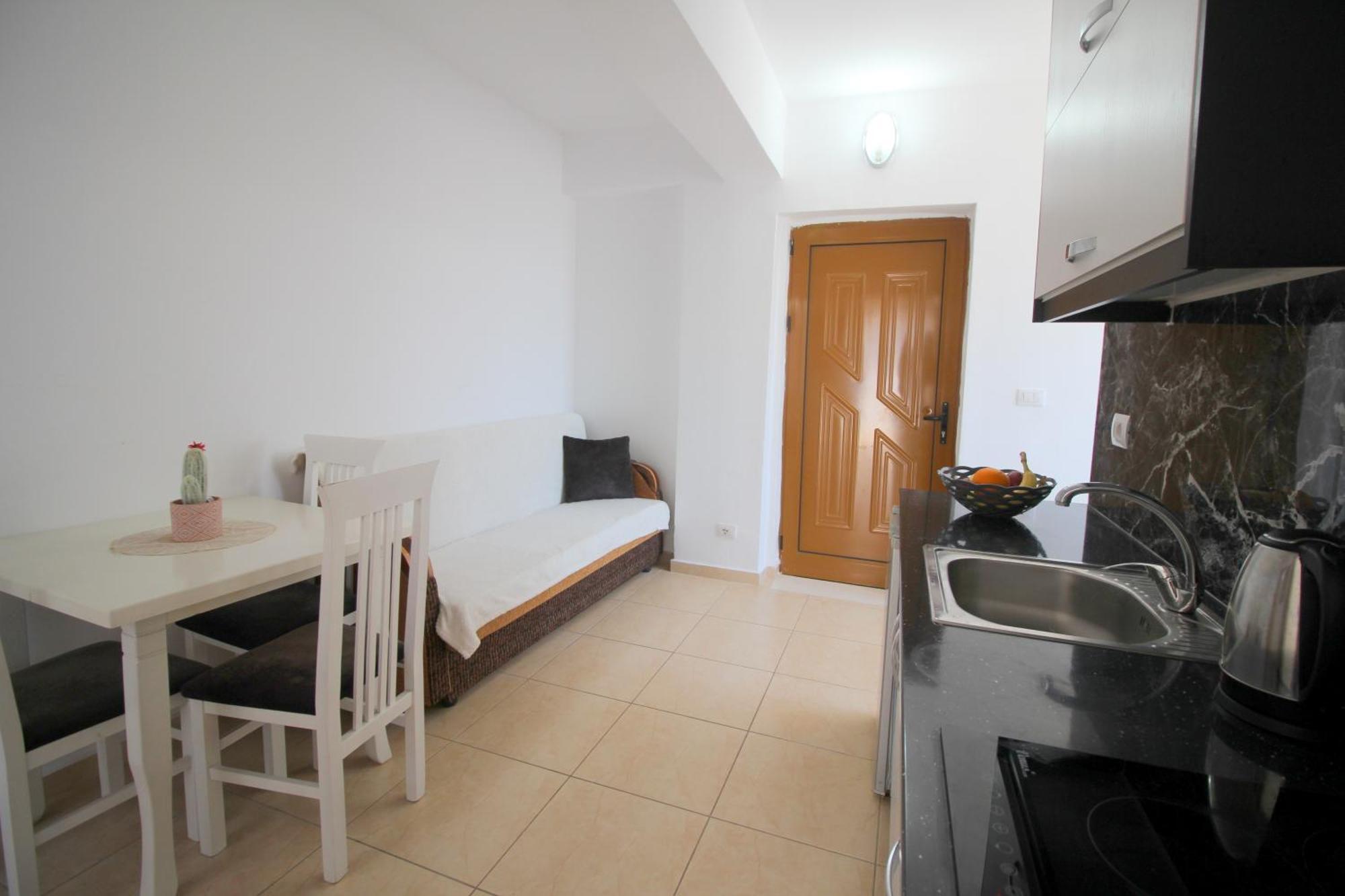 Afrimi Relax Apartments Саранда Екстер'єр фото