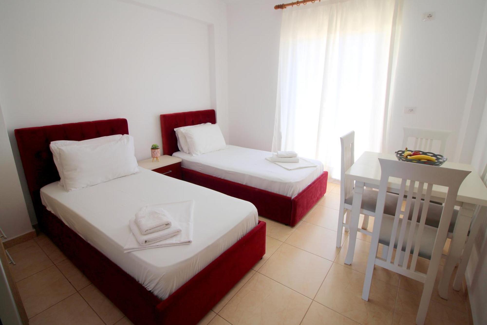Afrimi Relax Apartments Саранда Екстер'єр фото